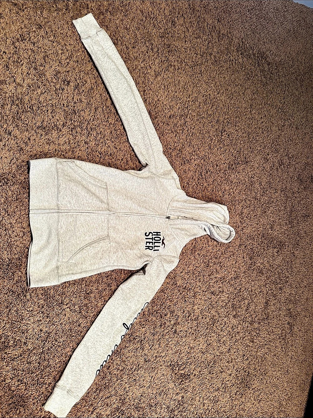 Hollister Feel Good Zip-Up Logo Graphic Hoodie Gray Girls XS